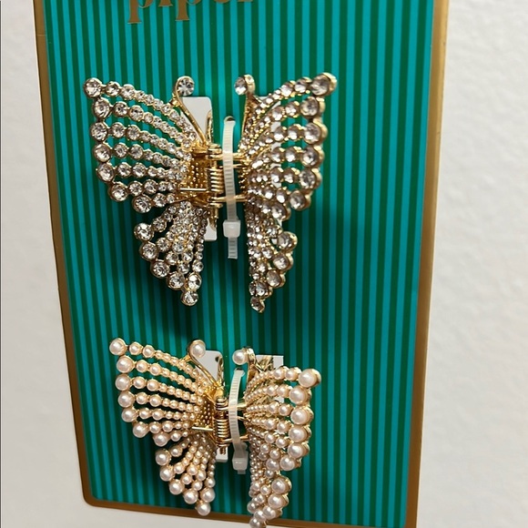 Piper K | Gem & Pearl Butterfly Hair Clips ✨ - Picture 3 of 7
